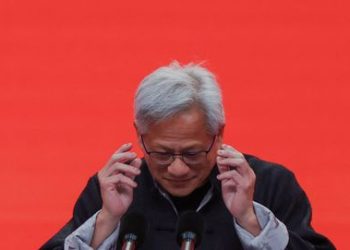 El secretario del Tesoro de EEUU sugiere aplicar a más sectores el modelo del 15% de Nvidia y AMD