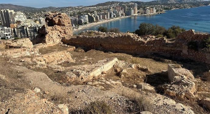 Las excavaciones del MARQ en la Pobla d’Ifac sacan a la luz restos de dos viviendas medievales del siglo XIV