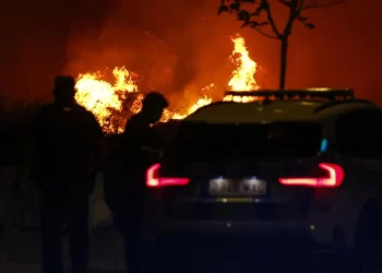Al menos dos heridos por el incendio de nivel 2 de Tres Cantos, uno de ellos con quemaduras en el 98% de su cuerpo