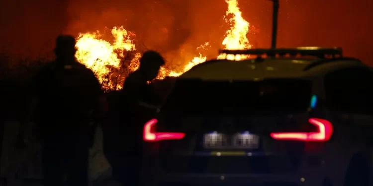 Al menos dos heridos por el incendio de nivel 2 de Tres Cantos, uno de ellos con quemaduras en el 98% de su cuerpo