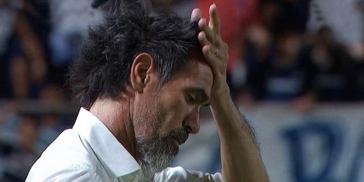 Insólito: Eduardo Domínguez dará una conferencia por la Libertadores, ¡cuatro horas antes de jugar por el Clausura!