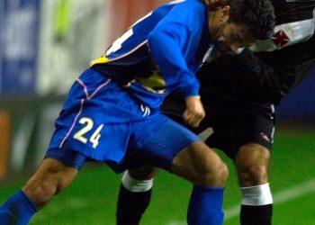 La banca de un DT de Inferiores de Boca a Riquelme ante el momento de crisis