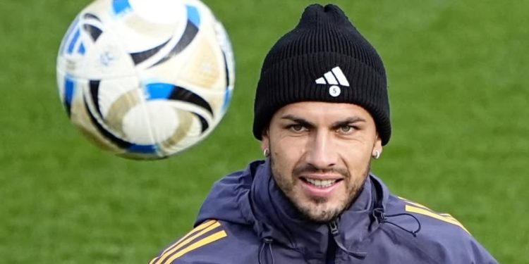 La esperada noticia que Russo recibió sobre Paredes en Boca Predio