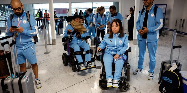 Le rompieron la silla a una medallista paralímpica en el aeropuerto: “Ya no se puede reparar”
