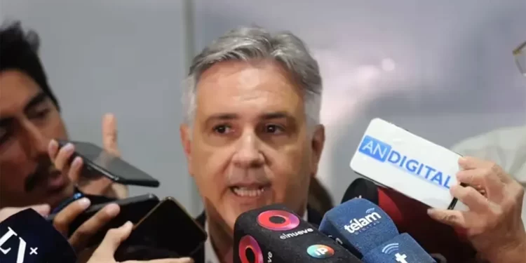 Llaryora critica el ajuste del Gobierno y reivindica la paz social mérito de gobernadores e intendentes