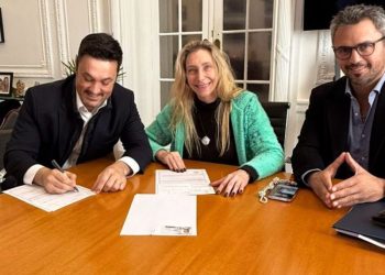 Petri será candidato a diputado, oficializó su afiliación a La Libertad Avanza y se mostró con Karina Milei