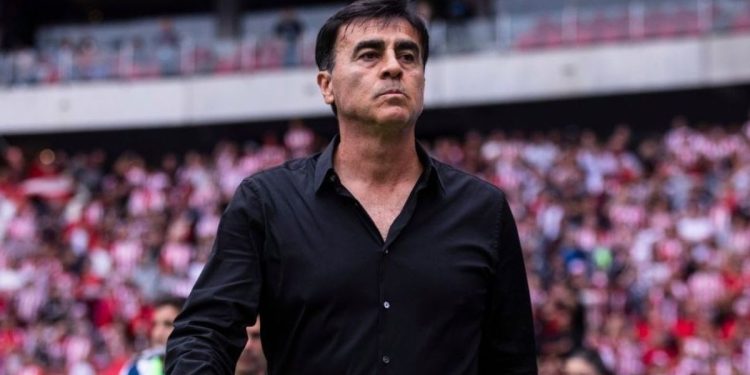 Quinteros con Olé: “Sería bueno dirigir a un grande del fútbol argentino”