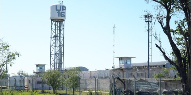 Santa Fe en rojo: condenaron a dos presos por extorsiones, utilizaban perfiles falsos y fotos hot