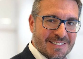 Sergio Gutiérrez, experto financiero: “Tus vecinos pueden prohibirte o cobrarte por llevar invitados a la piscina comunitaria”