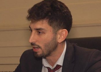 Un candidato a diputado de La Libertad Avanza fue imputado por violencia de género