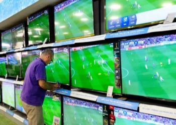 Un reconocido supermercado ofrece hasta 66% de descuento en televisores: dónde comprarlos