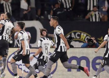 Video: el gol de Botafogo ¡a los 14 segundos! frente a Liga de Quito