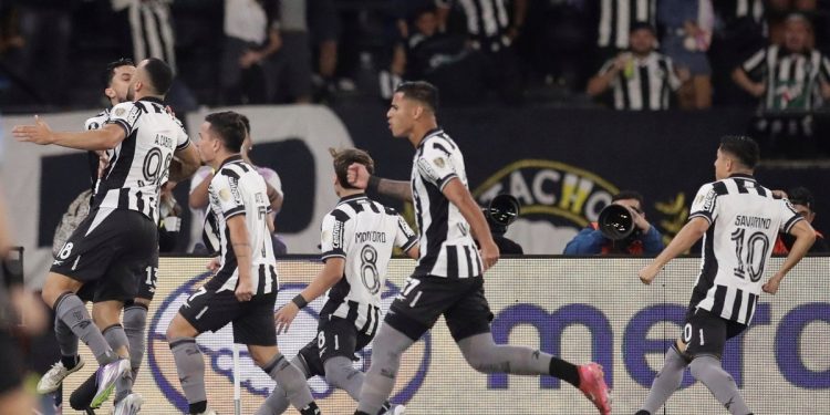 Video: el gol de Botafogo ¡a los 14 segundos! frente a Liga de Quito