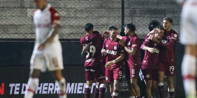 Videos: los golazos y polémicas en Lanús vs. Huracán