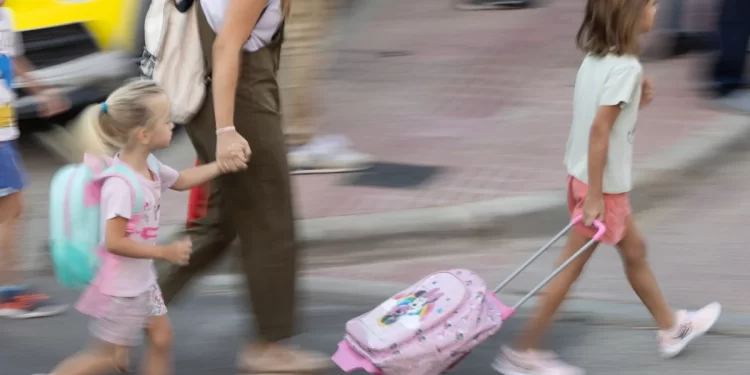 El número de nuevos profesores duplicará este curso a los del pasado en la Comunidad de Madrid