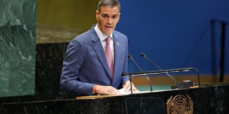 Sánchez se muestra como aliado de Hamas y acusa a Netanyahu en Nueva York