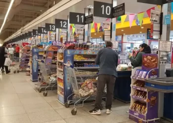 Inflación de agosto se mantiene en 1,9% y la volatilidad del dólar tras el “lunes negro” reaviva la discusión preelectoral