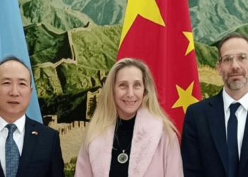China reafirma apoyo al gobierno de Milei en conmemoración de su 76° aniversario