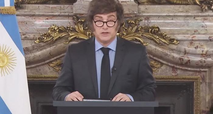 Milei asegura que “lo peor ya pasó”, pero seis de cada diez argentinos creen que el rumbo es equivocado