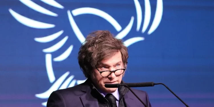 Javier Milei participa en la CPAC y se reúne con Santiago Peña en Paraguay