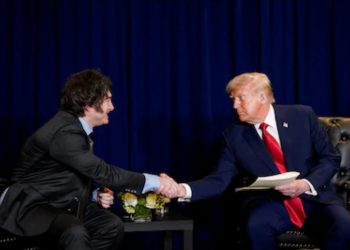 Estados Unidos negocia un swap de USD 20.000 millones y compra de bonos para asistir a la Argentina