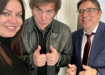 Un funcionario acusa al kirchnerismo de impulsar un ‘golpe suave’ contra Milei