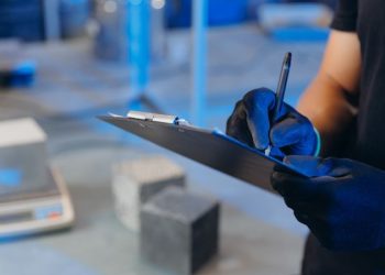 Alerta sanitaria: exigen el retiro urgente de una droga contra el cáncer y clausuran laboratorio