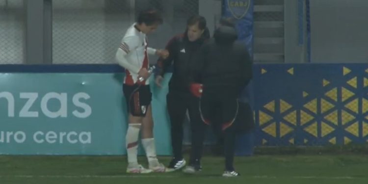 Atento River: Costantini tuvo una molestia en el clásico de Reserva y debió ser reemplazado