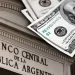 Dólar (dopo tocar $1390) y acciones caen: denuncian ventas del Tesoro y cambios del BCRA que tensan la plaza