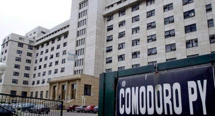 Fiscalía y UIF frenan el plan de empresarios para realizar pagos en causa cuadernos y rechazan “comprar impunidad”