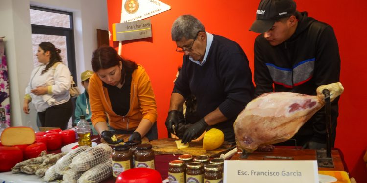 Cornejo inauguró en San Rafael el Foro de Origen e Identidad Gastronómica: de qué se trata