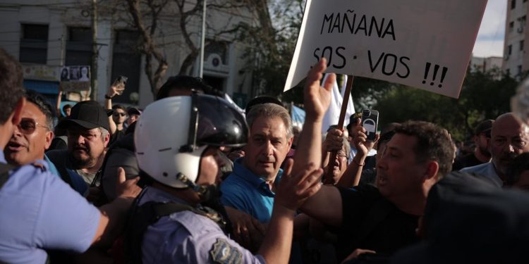 El Gobierno provincial le apuntó al PJ por los incidentes en la marcha en San Rafael: “Buscaban el caos”