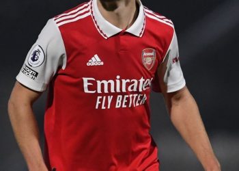 El joven exjugador del Arsenal que se encuentra en coma luego de un grave golpe en su cabeza