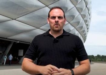 Gonzalo Bernardos, economista: “Que en 22 años la jornada laboral en España solo se haya reducido siete horas es una minucia”