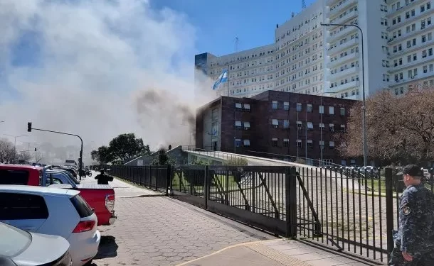 Un ‘curioso’ incendio en la Armada y el “segurola” nuevo jefe de la dirección de inteligencia militar