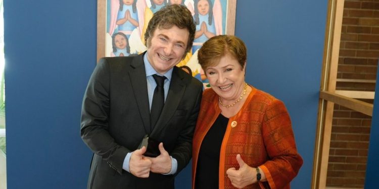 FMI salio a ratificar apoyo a plan económico de Milei ante turbulencias postelectorales