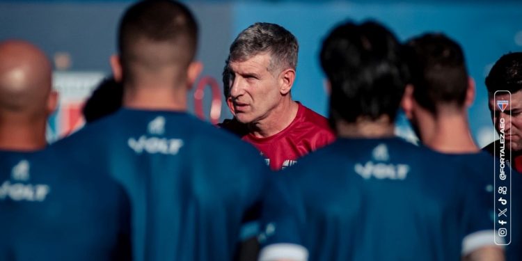 Palermo dirigió su primer entrenamiento en Fortaleza: cuándo debuta