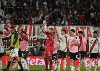 Repercusiones por la derrota de River contra Riestra que se hunde en una crisis histórica antes de enfrentar a Racing en la Copa Argentina