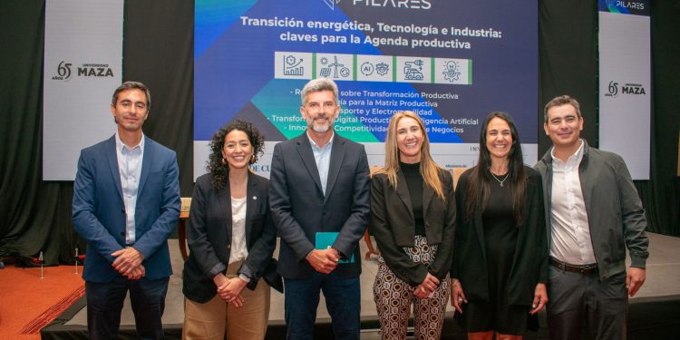 Ulpiano Suarez disertó sobre innovación, competitividad y clima de negocios: “Necesitamos un plan en el que los municipios estén involucrados”