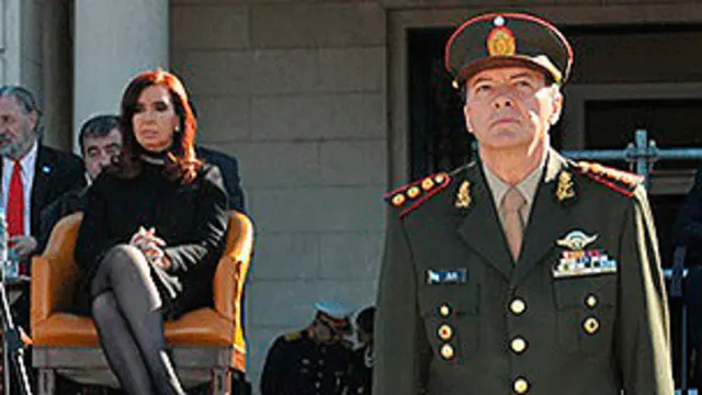Crimen de Nisman: fiscal cita a 300 agentes de inteligencia antes de indagar a Milani, quien intentó direccionar los testimonios