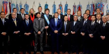 Positivo: La convocatoria del Presidente a gobernadores puede relanzar la agenda reformista