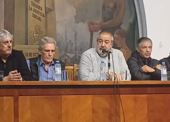 Gremialistas se atrincheran contra la reforma laboral que podría atraer inversiones millonarias