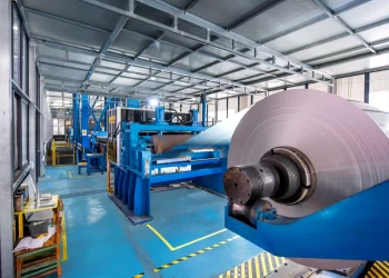 El Gobierno elimina temporalmente las retenciones a las exportaciones de acero y aluminio