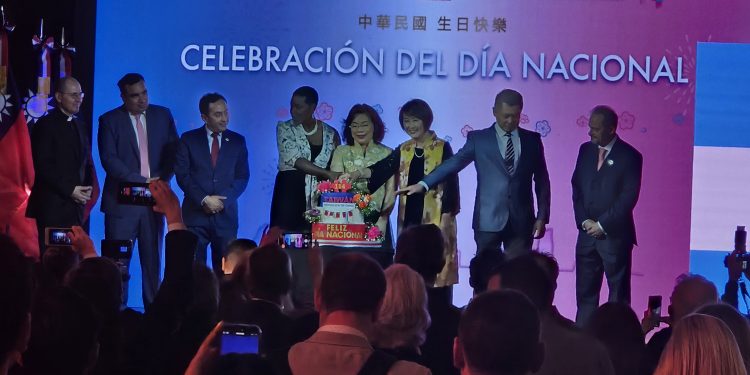 Taiwán celebró su 114° Día Nacional en Buenos Aires y reafirmó su compromiso con la democracia y la cooperación con Argentina