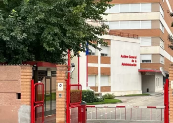 Alcalá busca recuperar su gran Archivo de la Creación tras el hallazgo del original de ‘La Colmena’ de Cela