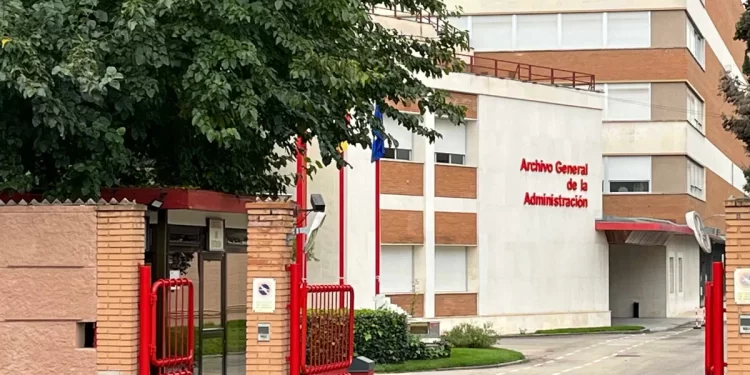 Alcalá busca recuperar su gran Archivo de la Creación tras el hallazgo del original de ‘La Colmena’ de Cela