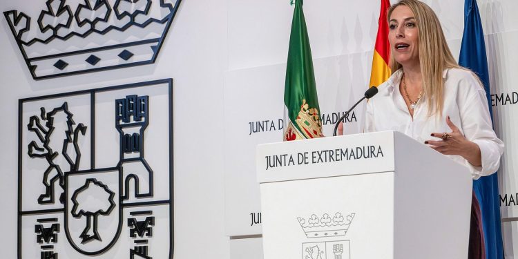 María Guardiola convoca elecciones anticipadas en Extremadura para el 21 de diciembre