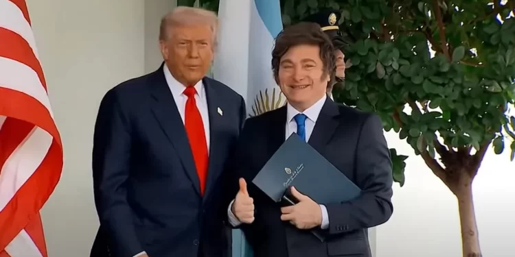 Trump advierte que apoyo a Argentina depende de victoria electoral de Milei. La duda que subyace