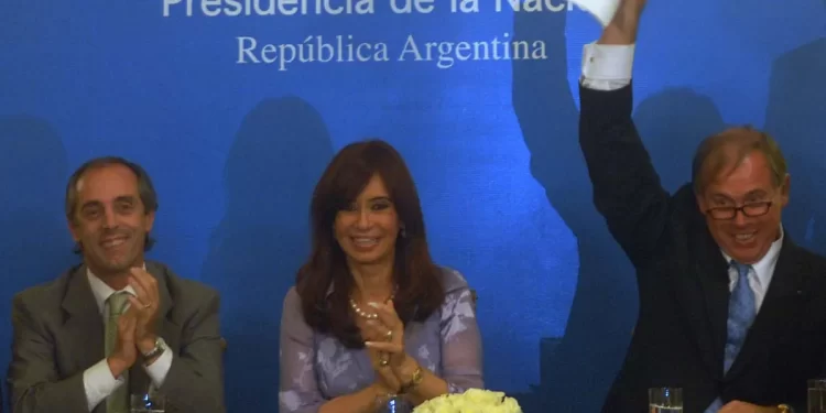 El Canciller Werthein y el retorno discreto del kirchnerismo en la diplomacia