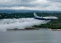 Revuelo en Córdoba por un avión que sobrevoló a baja altura el lago San Roque